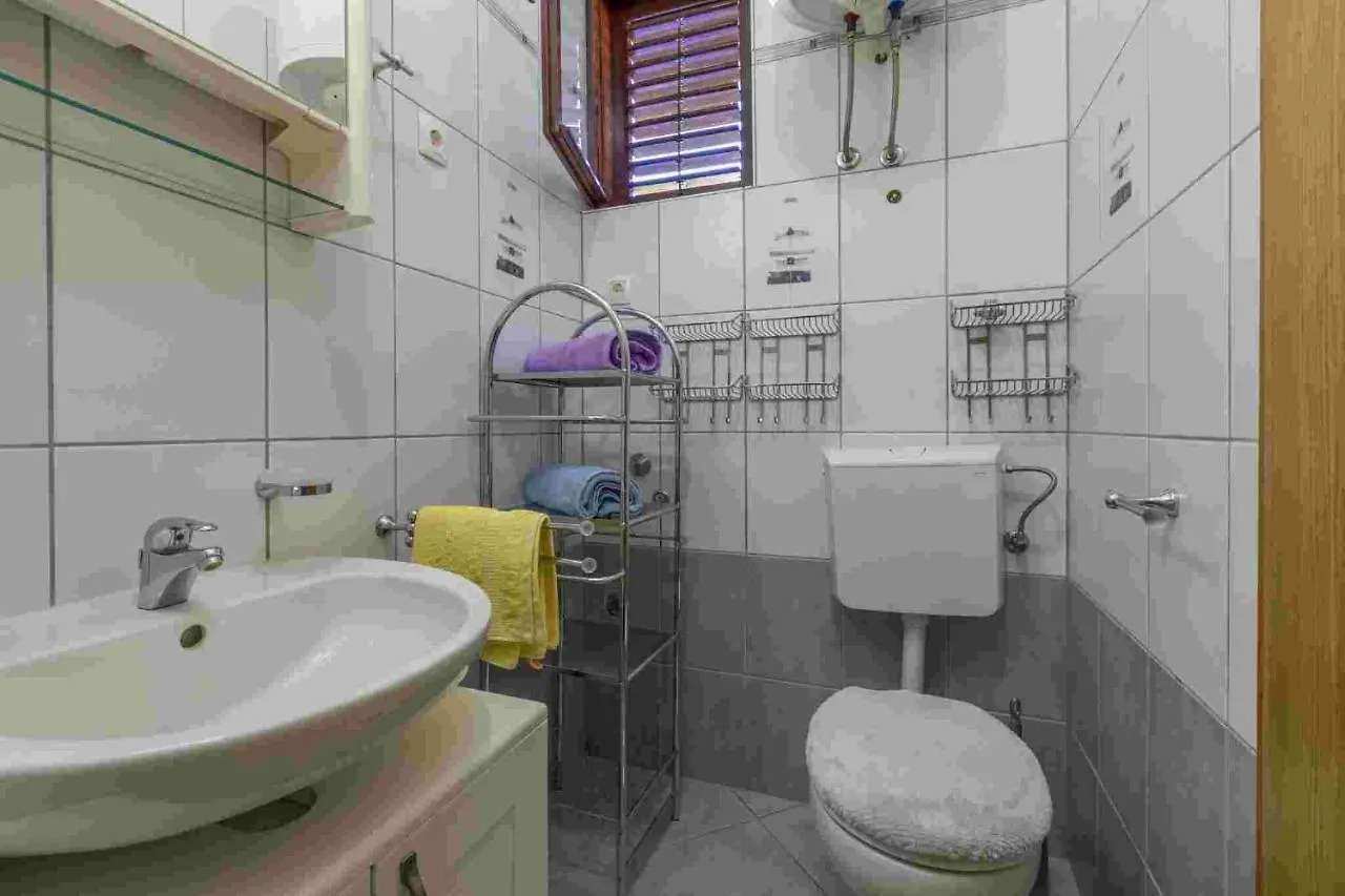 Apartment In Crikvenica 14231 Kroatien