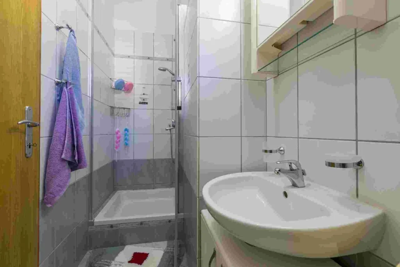 Apartment In Crikvenica 14231