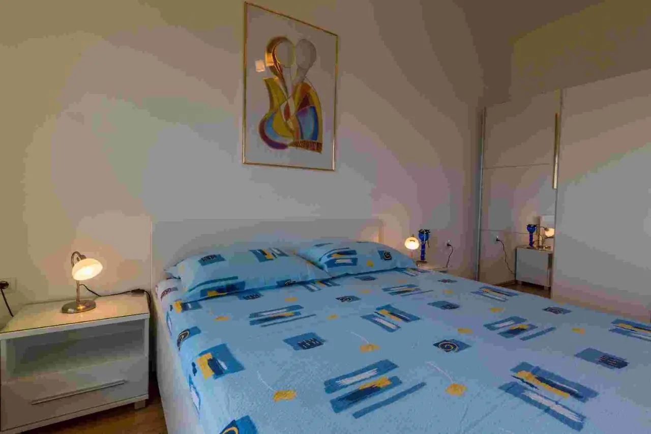 Apartment In Crikvenica 14231
