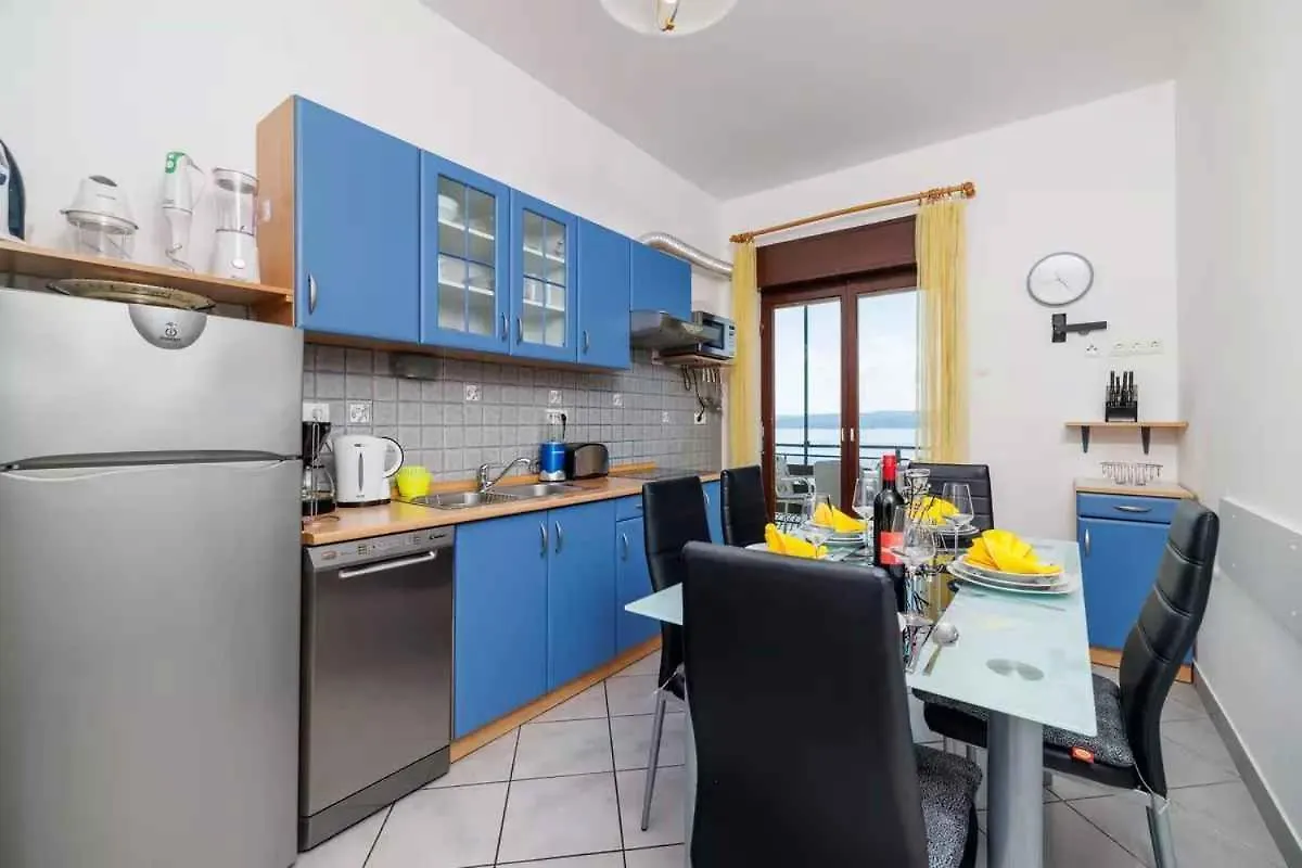 Apartment In Crikvenica 14231 Kroatien