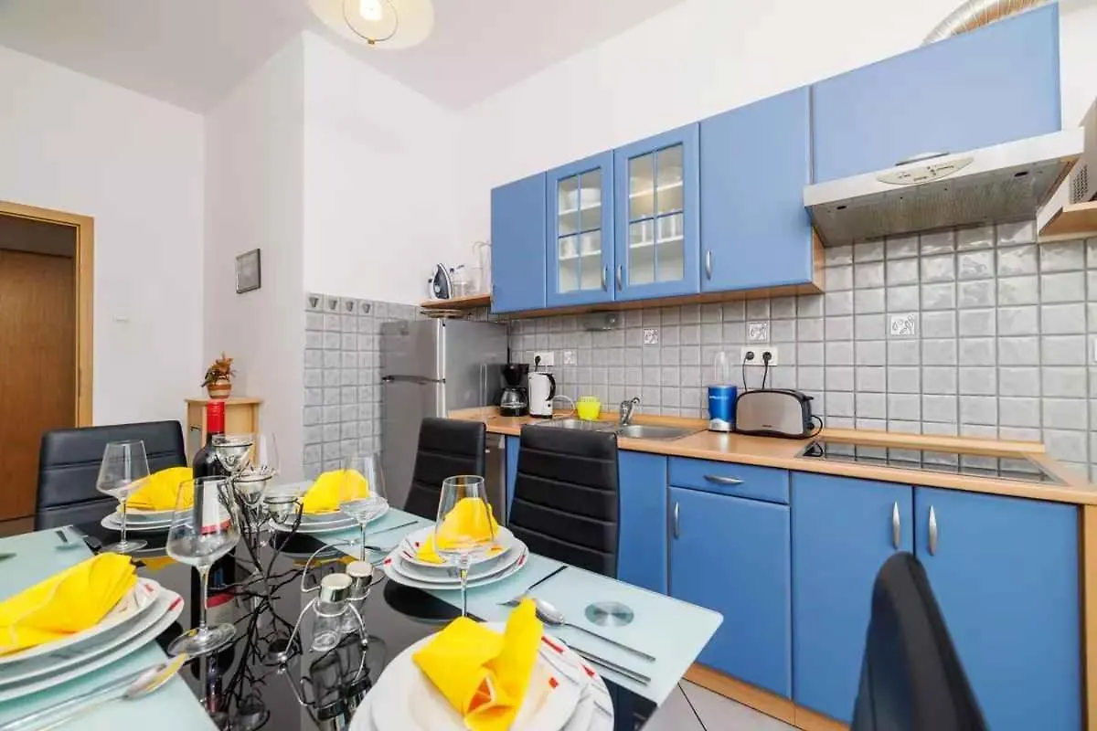 Apartment In Crikvenica 14231